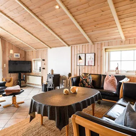 Holiday Clxxxix Holiday home